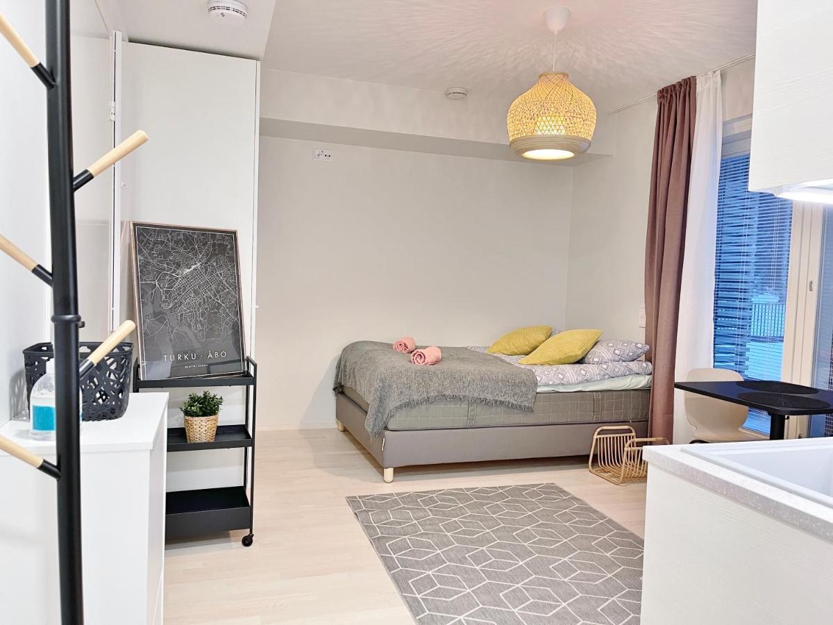 Haalia Homes Turku Paeaeskynpesae Exterior photo